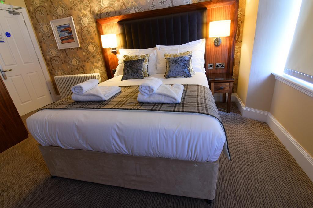 The Townhouse Aberfeldy - Rooms & Breakfast Экстерьер фото