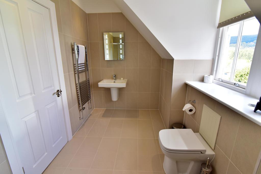 The Townhouse Aberfeldy - Rooms & Breakfast Экстерьер фото
