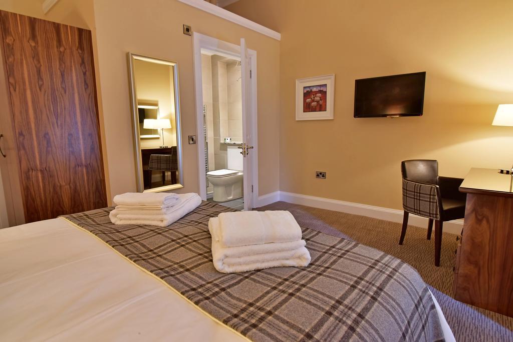 The Townhouse Aberfeldy - Rooms & Breakfast Экстерьер фото