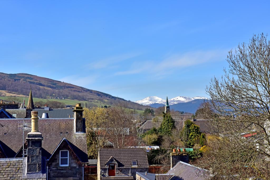 The Townhouse Aberfeldy - Rooms & Breakfast Экстерьер фото